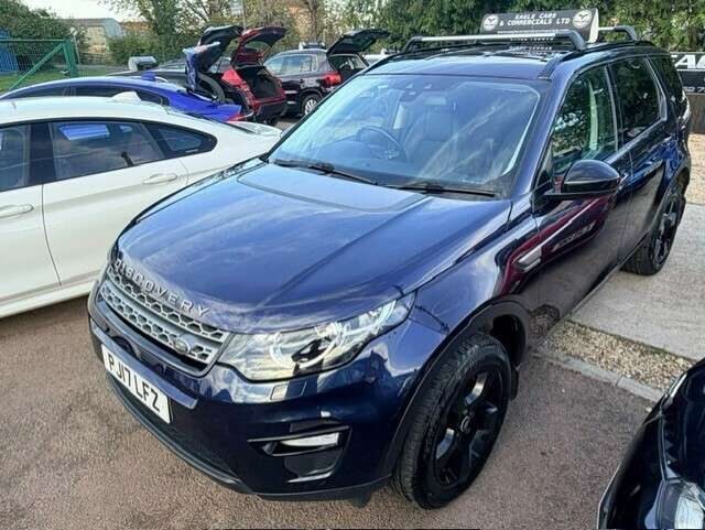 A 2017 LAND ROVER DISCOVERY SPORT TD4 PURE SPECIAL EDITION A 2017 LAND ROVER DISCOVERY SPORT TD4 PURE SPECIAL EDITION