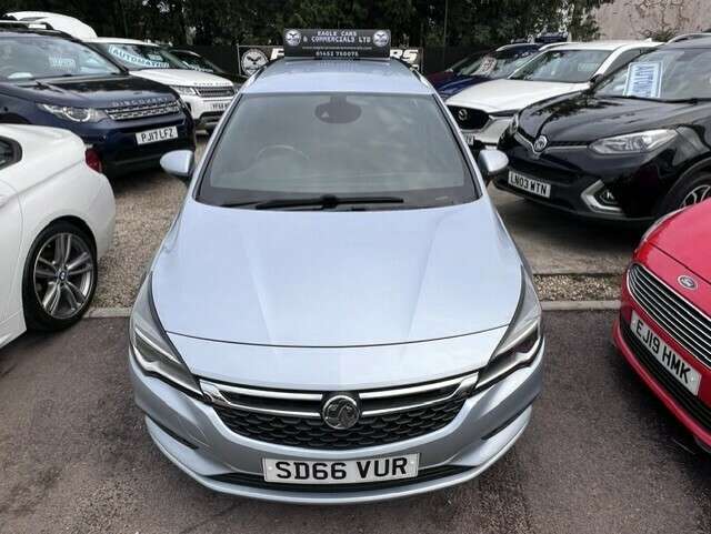 A 2016 VAUXHALL ASTRA SRI CDTI A 2016 VAUXHALL ASTRA SRI CDTI