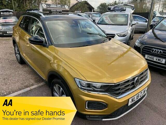 A 2018 VOLKSWAGEN T-ROC DESIGN TSI A 2018 VOLKSWAGEN T-ROC DESIGN TSI