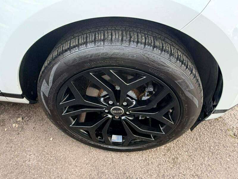 2019 LAND ROVER RANGE ROVER EVOQUE 2019 LAND ROVER RANGE ROVER EVOQUE