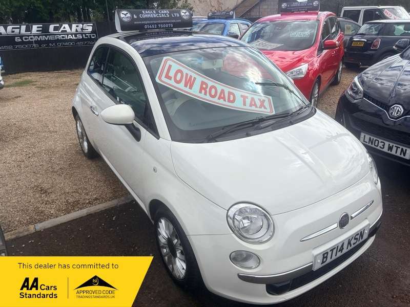 A 2014 FIAT 500 LOUNGE A 2014 FIAT 500 LOUNGE