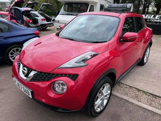 A 2017 NISSAN JUKE N-CONNECTA DIG-T A 2017 NISSAN JUKE N-CONNECTA DIG-T
