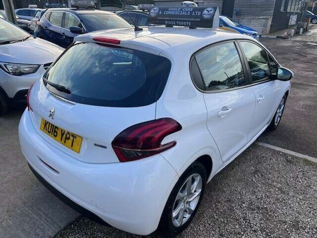 2016 PEUGEOT 208 2016 PEUGEOT 208