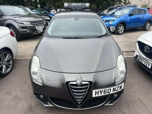 A 2010 ALFA ROMEO GIULIETTA JTDM-2 LUSSO A 2010 ALFA ROMEO GIULIETTA JTDM-2 LUSSO
