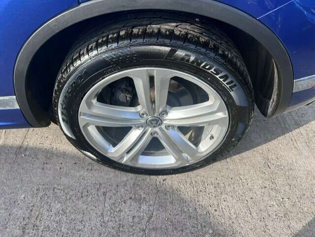 2017 VOLKSWAGEN TOUAREG 2017 VOLKSWAGEN TOUAREG