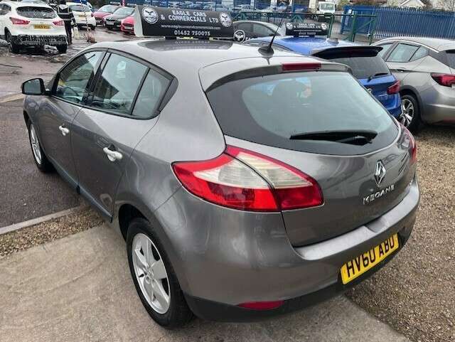 2010 RENAULT MEGANE 2010 RENAULT MEGANE