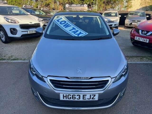 A 2013 PEUGEOT 308 E-HDI ALLURE A 2013 PEUGEOT 308 E-HDI ALLURE