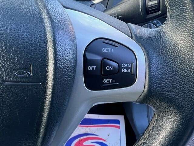 2011 FORD FIESTA 2011 FORD FIESTA