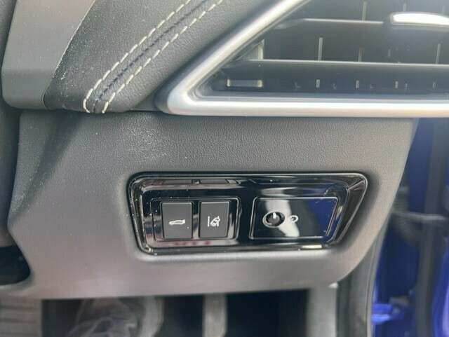 2017 JAGUAR XE 2017 JAGUAR XE