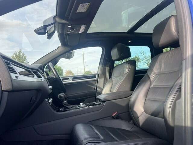 2017 VOLKSWAGEN TOUAREG 2017 VOLKSWAGEN TOUAREG