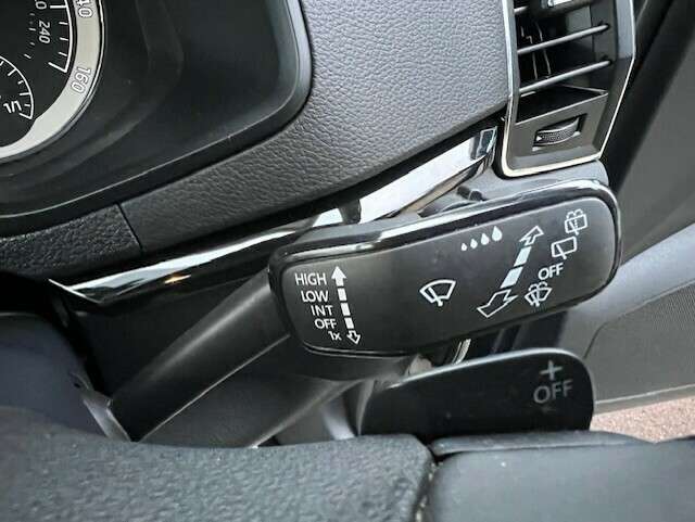 2018 SKODA KAROQ 2018 SKODA KAROQ