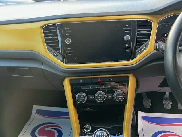 2018 VOLKSWAGEN T-ROC 2018 VOLKSWAGEN T-ROC