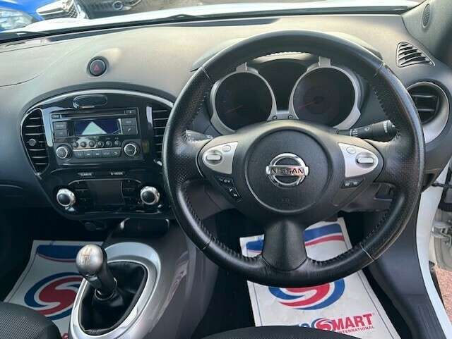 A 2011 NISSAN JUKE ACENTA A 2011 NISSAN JUKE ACENTA