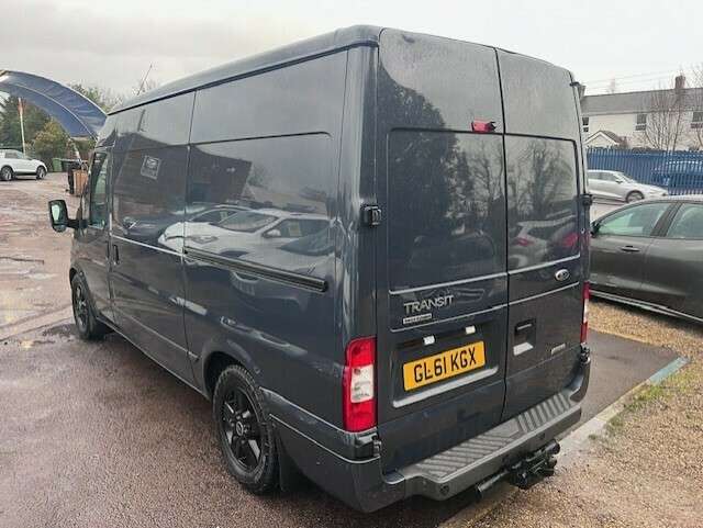 A 2012 FORD TRANSIT 280 LIMITED P/V A 2012 FORD TRANSIT 280 LIMITED P/V