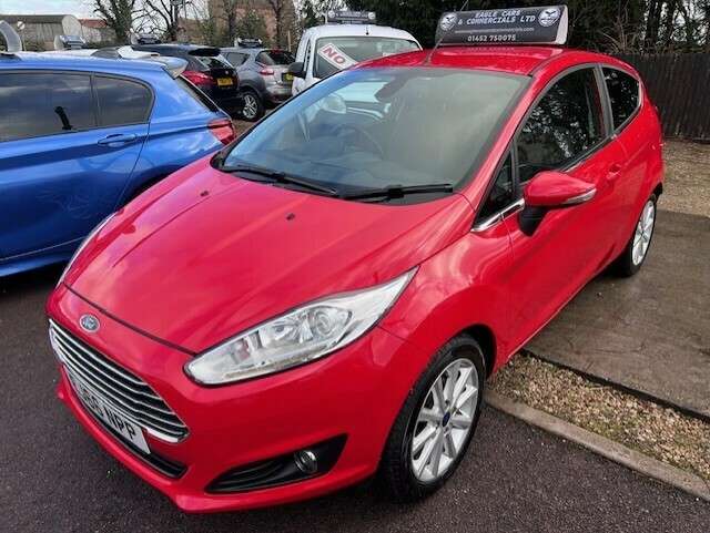 A 2016 FORD FIESTA TITANIUM A 2016 FORD FIESTA TITANIUM