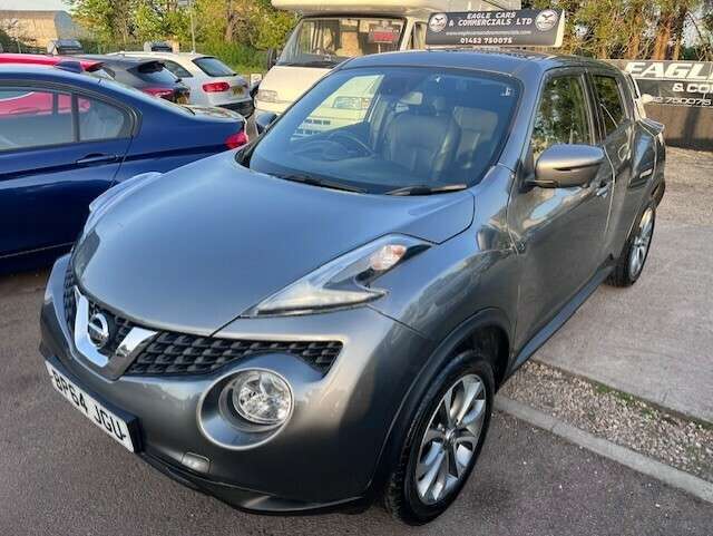 A 2015 NISSAN JUKE TEKNA DCI A 2015 NISSAN JUKE TEKNA DCI