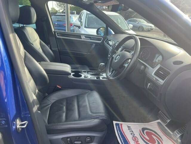 2017 VOLKSWAGEN TOUAREG 2017 VOLKSWAGEN TOUAREG