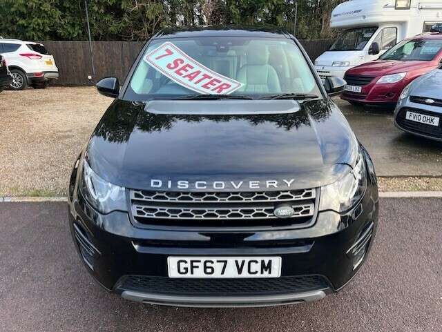 A 2017 LAND ROVER DISCOVERY SPORT SD4 SE A 2017 LAND ROVER DISCOVERY SPORT SD4 SE