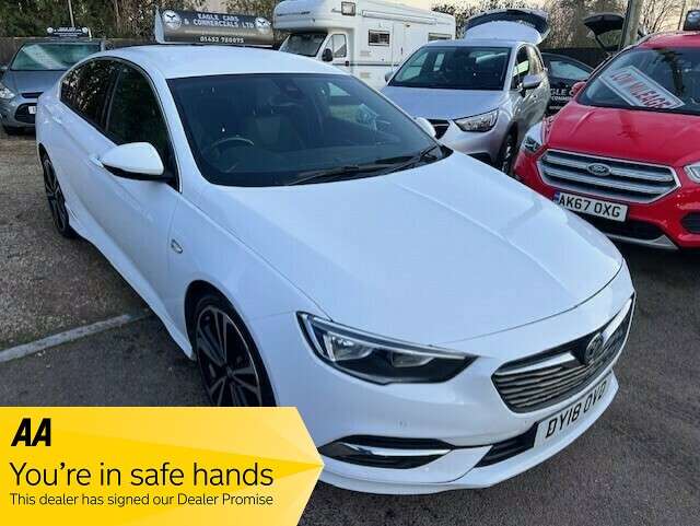 A 2018 VAUXHALL INSIGNIA GRAND SPORT SRI VX-LINE NAV A 2018 VAUXHALL INSIGNIA GRAND SPORT SRI VX-LINE NAV