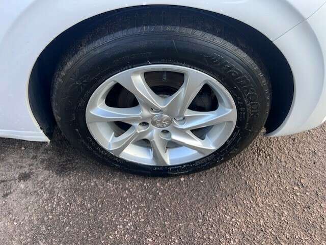 2016 PEUGEOT 208 2016 PEUGEOT 208