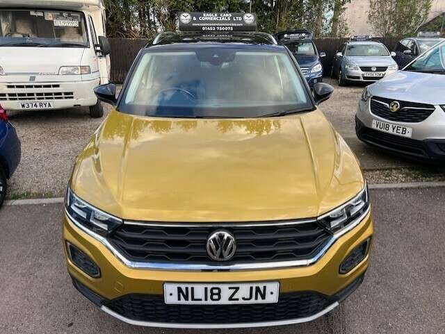 A 2018 VOLKSWAGEN T-ROC DESIGN TSI A 2018 VOLKSWAGEN T-ROC DESIGN TSI