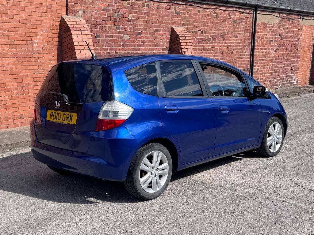 2010 HONDA JAZZ 2010 HONDA JAZZ