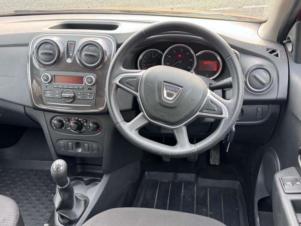 2017 DACIA SANDERO 2017 DACIA SANDERO