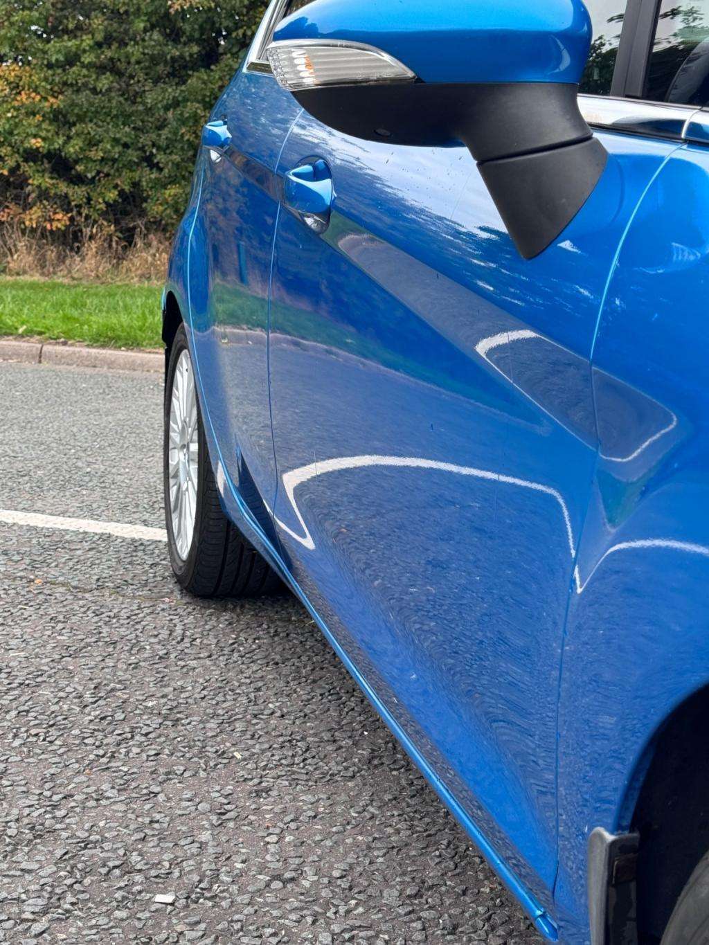 A 2013 FORD FIESTA Titanium A 2013 FORD FIESTA Titanium