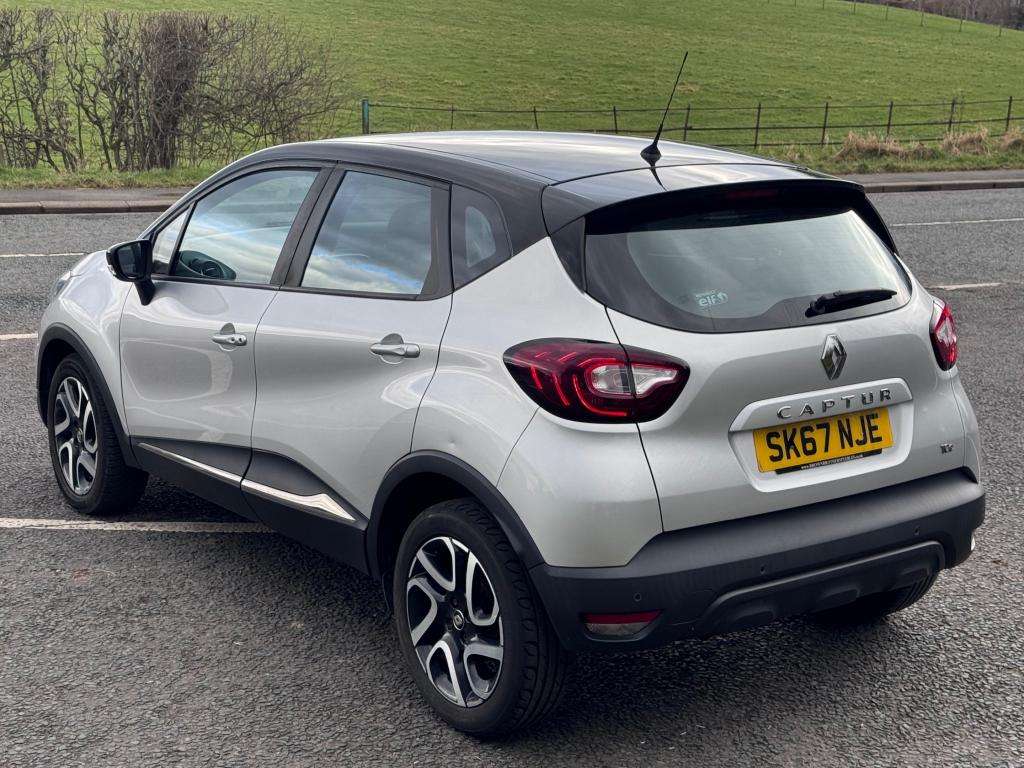 A 2017 RENAULT CAPTUR Dynamique Nav Tce A 2017 RENAULT CAPTUR Dynamique Nav Tce