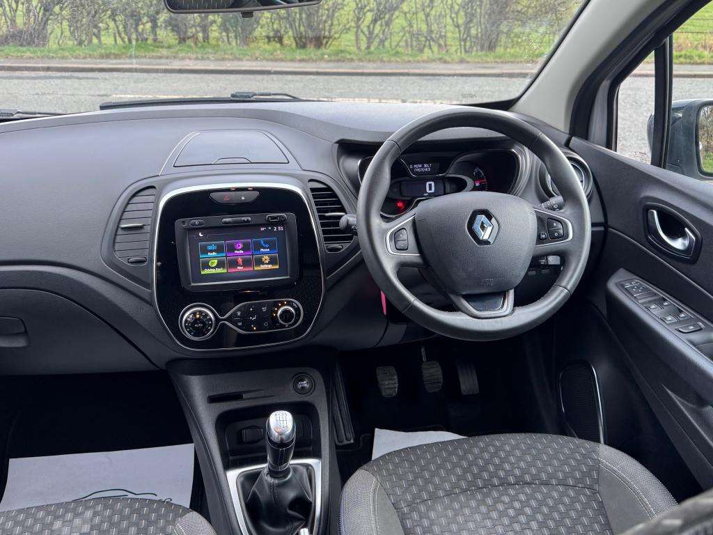 2017 RENAULT CAPTUR 2017 RENAULT CAPTUR