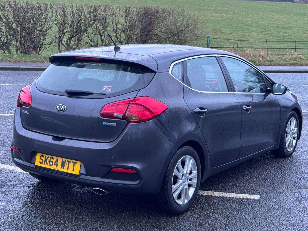 A 2014 KIA CEED 2 Ecodynamics Crdi A 2014 KIA CEED 2 Ecodynamics Crdi