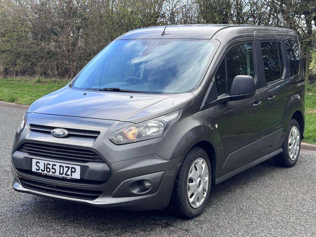 A 2015 FORD TOURNEO CONNECT Zetec Tdci A 2015 FORD TOURNEO CONNECT Zetec Tdci