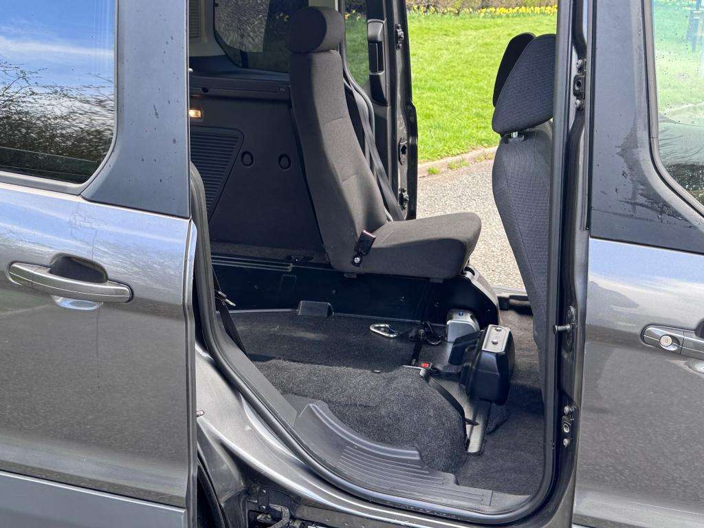 2015 FORD TOURNEO CONNECT 2015 FORD TOURNEO CONNECT