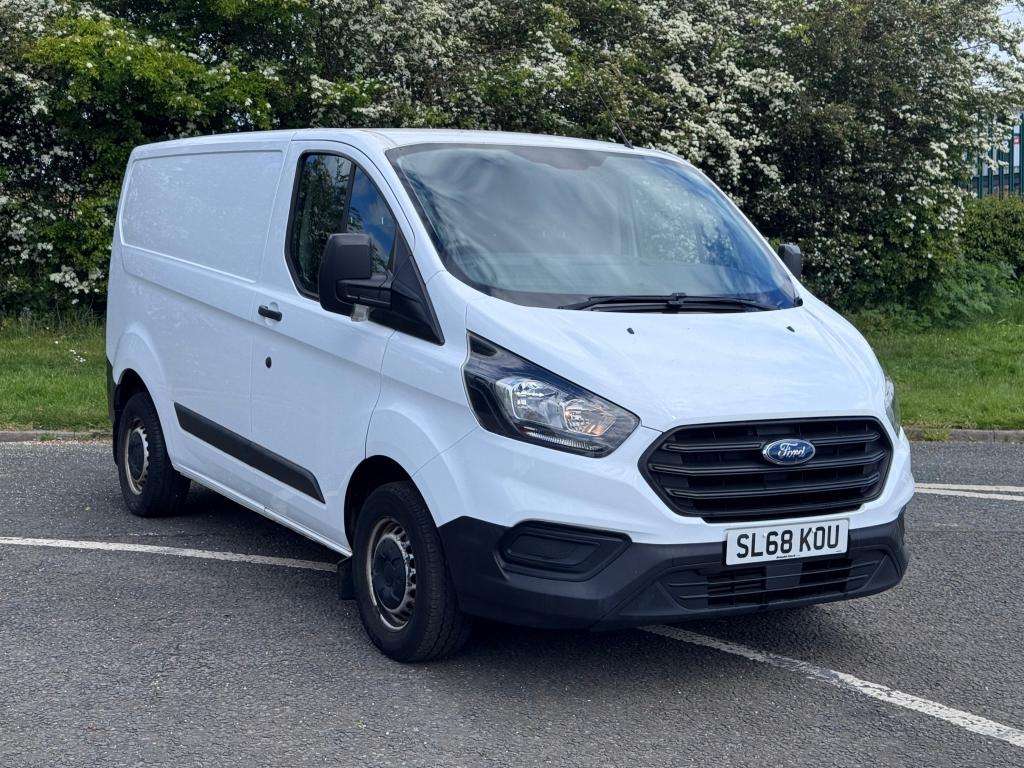 A 2018 FORD TRANSIT CUSTOM 300 Base A 2018 FORD TRANSIT CUSTOM 300 Base