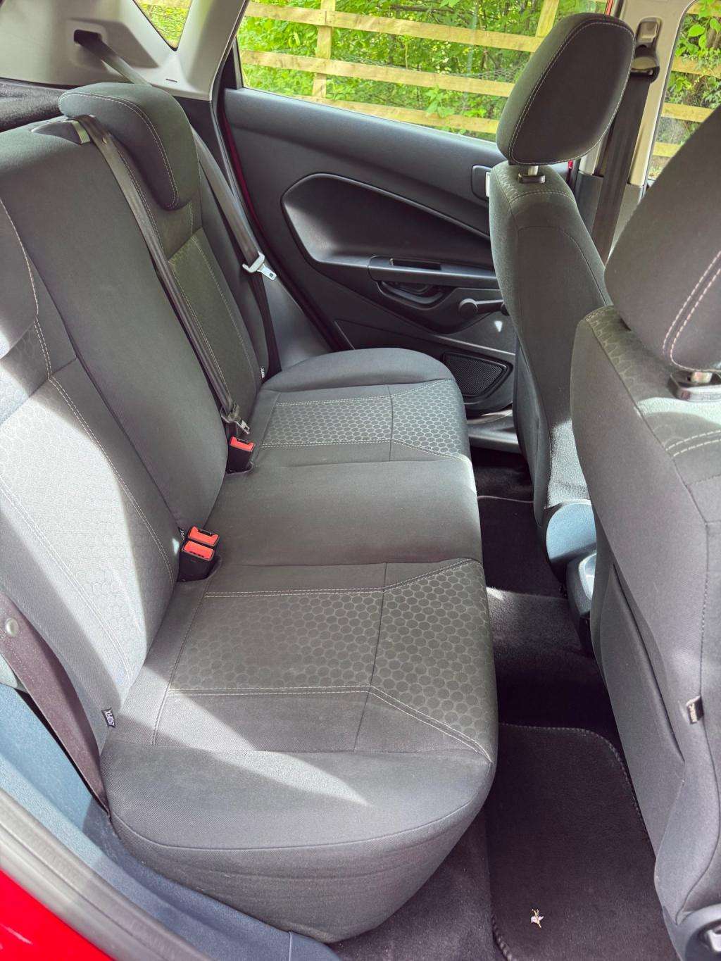 2011 FORD FIESTA 2011 FORD FIESTA
