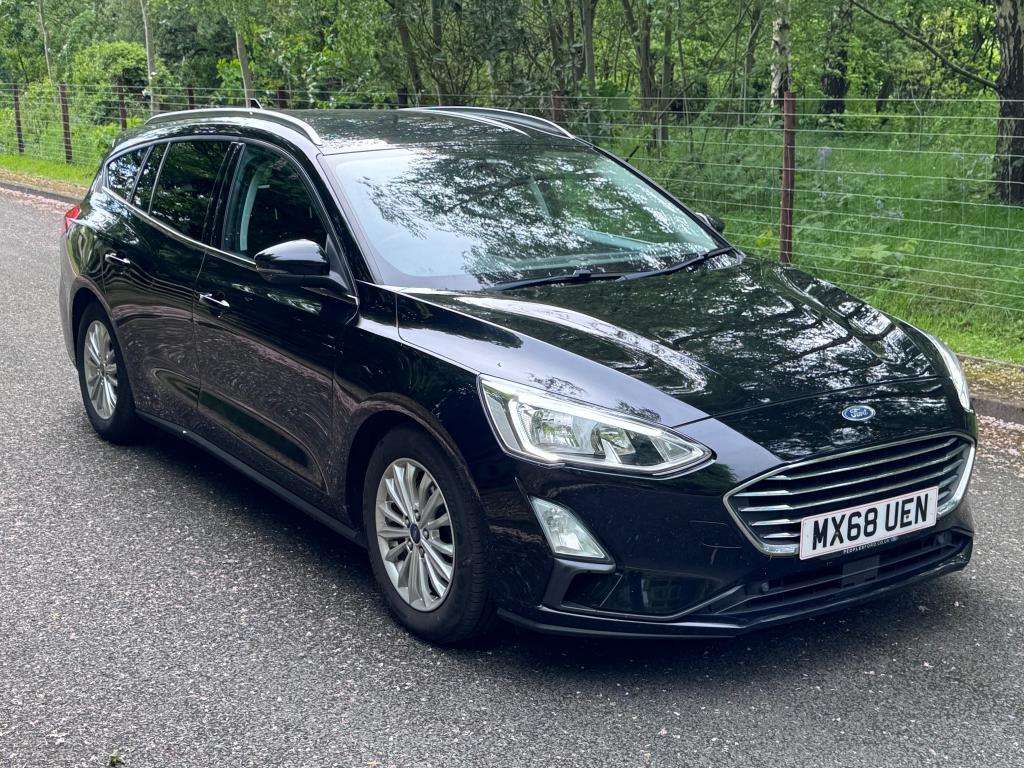A 2019 FORD FOCUS Titanium A 2019 FORD FOCUS Titanium