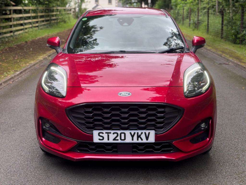 A 2020 FORD PUMA St-line Mhev A 2020 FORD PUMA St-line Mhev