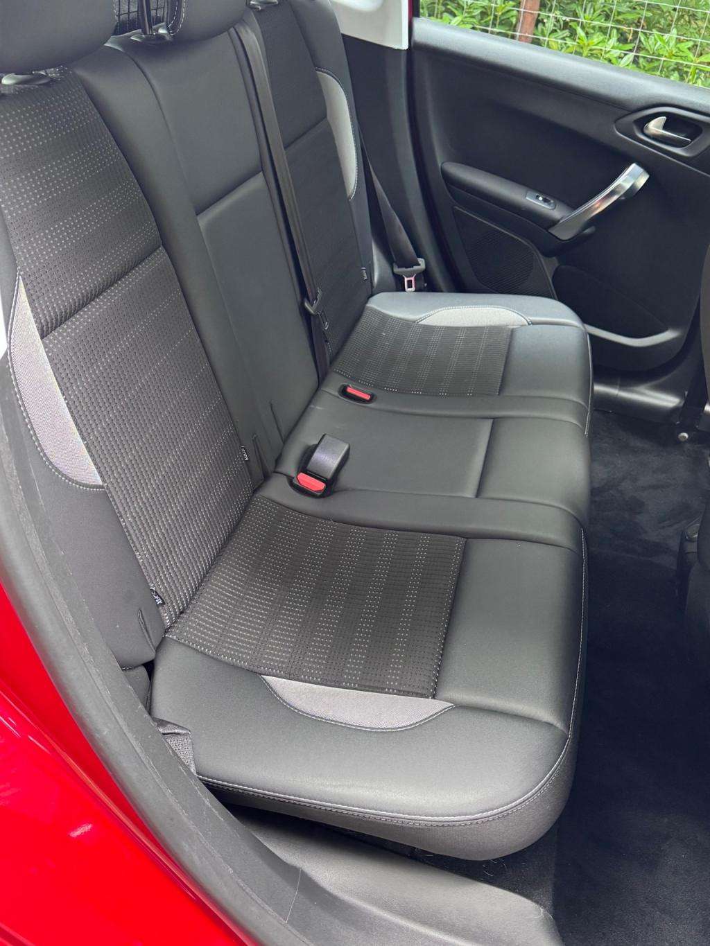 2018 PEUGEOT 2008 2018 PEUGEOT 2008