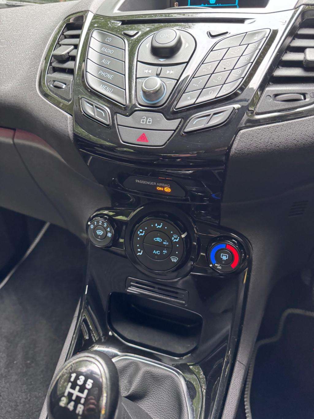 2014 FORD FIESTA 2014 FORD FIESTA