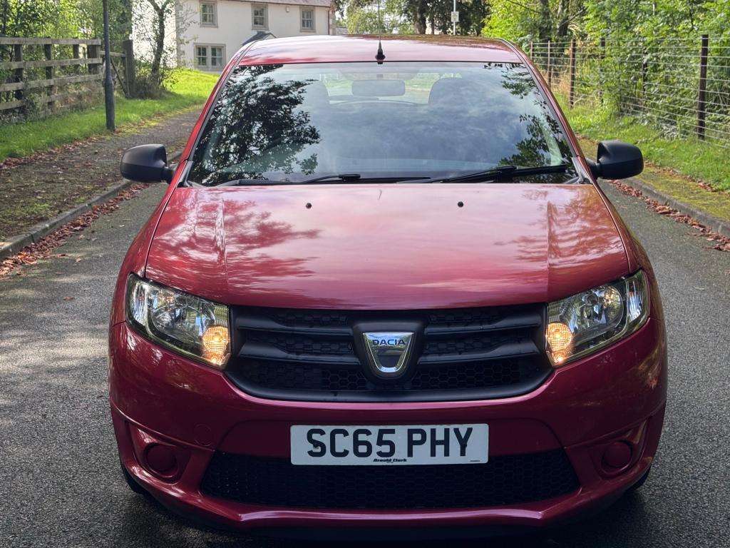 A 2015 DACIA SANDERO Ambiance A 2015 DACIA SANDERO Ambiance