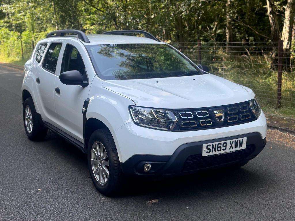 A 2019 DACIA DUSTER Essential Tce 4x2 A 2019 DACIA DUSTER Essential Tce 4x2