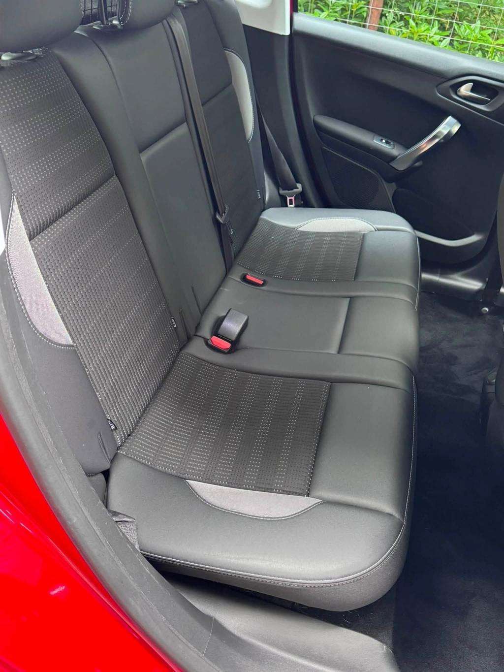 2018 PEUGEOT 2008 2018 PEUGEOT 2008