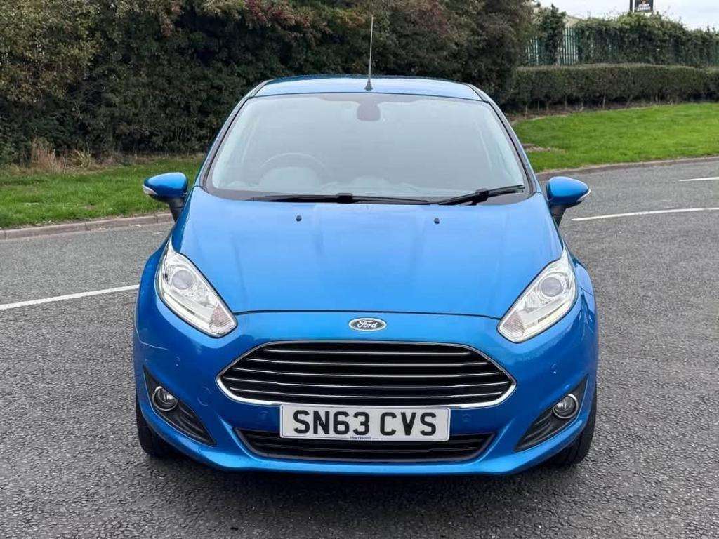 A 2013 FORD FIESTA Titanium A 2013 FORD FIESTA Titanium