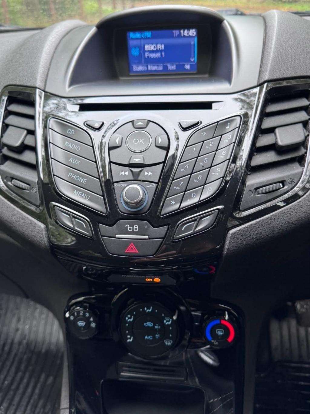 2016 FORD FIESTA 2016 FORD FIESTA