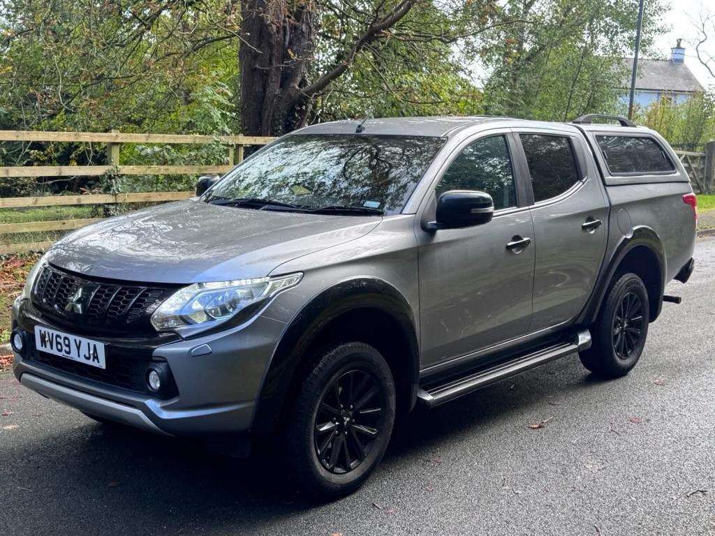 A 2019 MITSUBISHI L200 Challenger Di-d A 2019 MITSUBISHI L200 Challenger Di-d