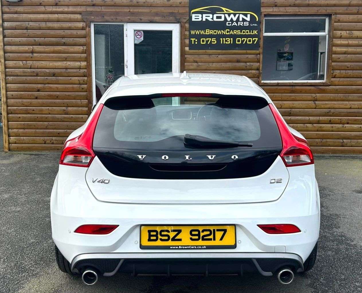 2014 VOLVO V40 2014 VOLVO V40