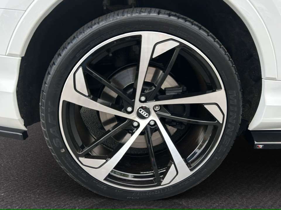 2023 AUDI Q7 2023 AUDI Q7