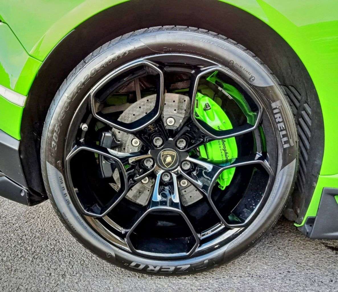 2017 LAMBORGHINI HURACAN 2017 LAMBORGHINI HURACAN