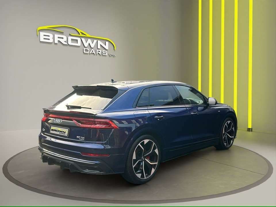 2022 AUDI Q8 2022 AUDI Q8