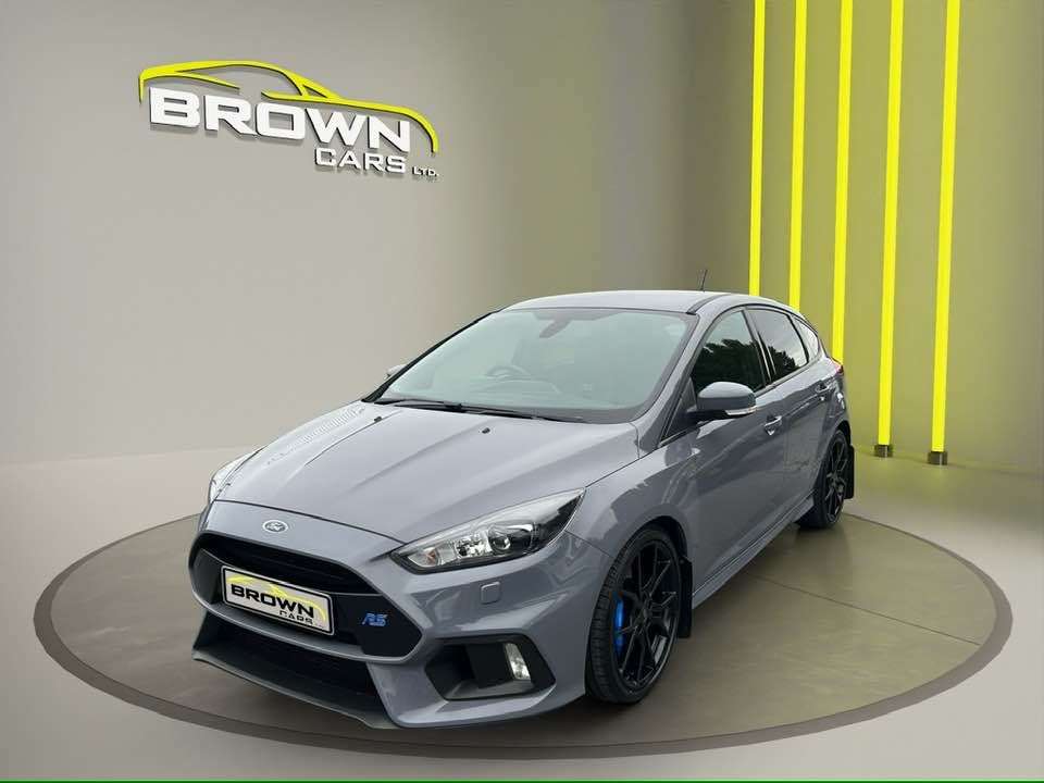 A 2017 FORD FOCUS 2.3T EcoBoost RS Hatchback 5dr Petrol Manual AWD Euro 6 (s/s) (350 ps) ** F A 2017 FORD FOCUS 2.3T EcoBoost RS Hatchback 5dr Petrol Manual AWD Euro 6 (s/s) (350 ps) ** F